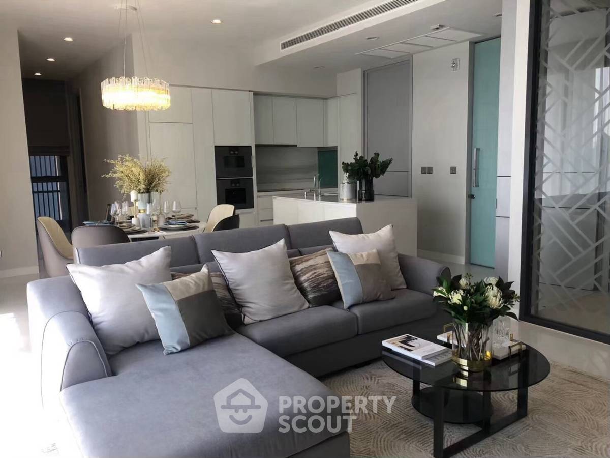 2-BR Condo at Vittorio Sukhumvit 39 near BTS Phrom Phong (ID 2287003)