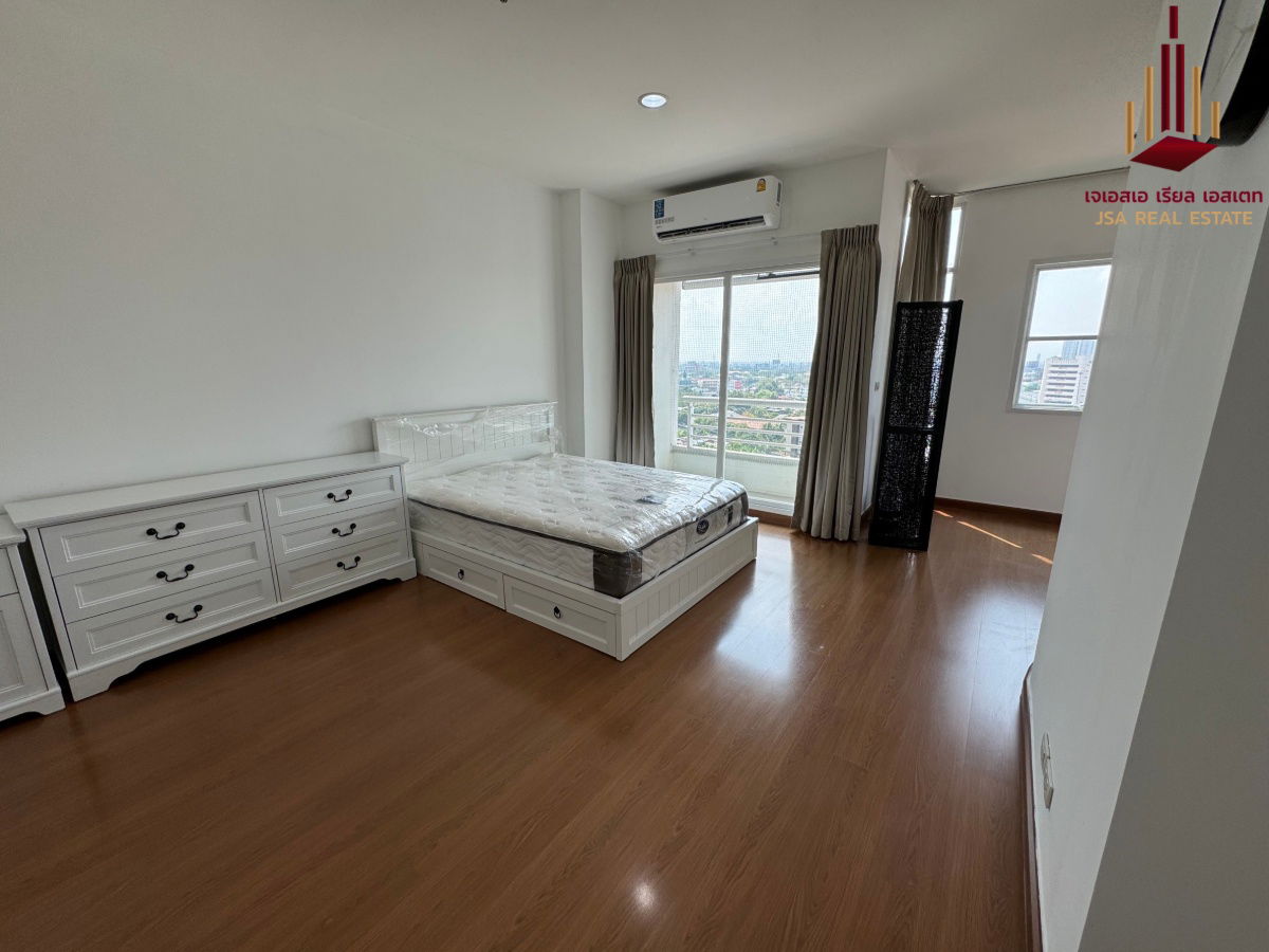 ✨ For Rent: The Four Wings Residence Condo ✨    💰 Only 45, 000THB/month