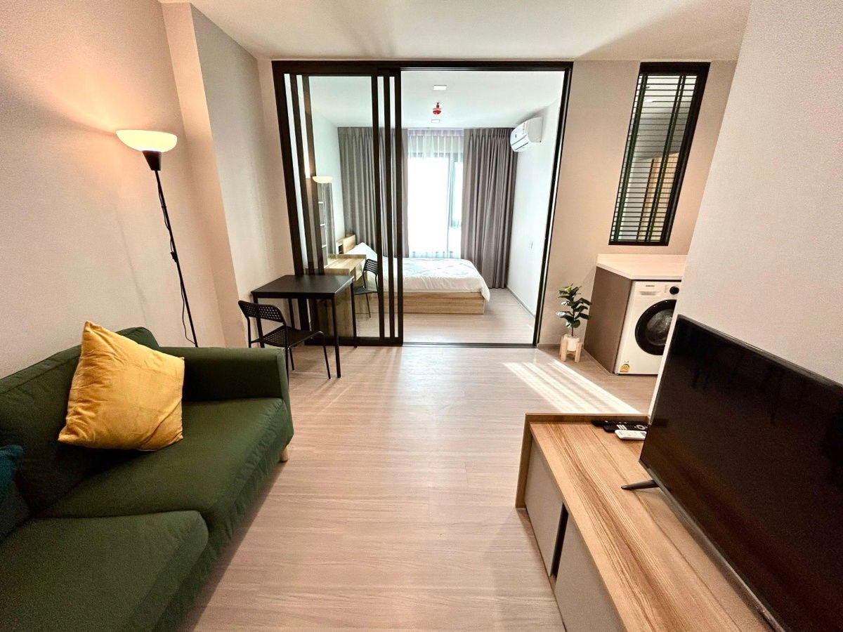 Code: KJ9571  for rent Life Sathorn Sierra 🔥🔥 Line ID: @kjcondo (with @) 🔥🔥