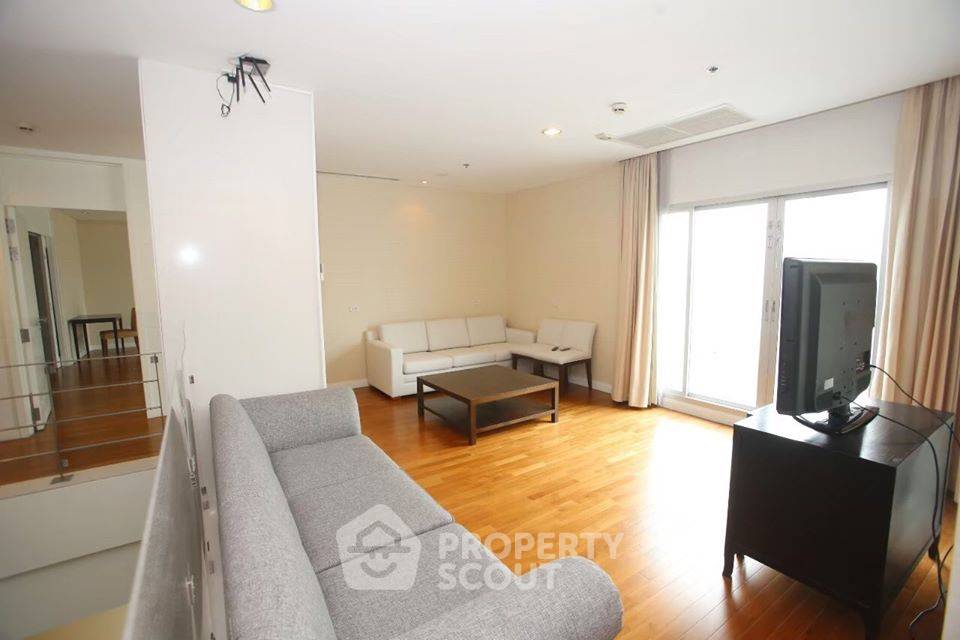 4-BR Condo at Royal Residence Park near BTS Phloen Chit (ID 825832)