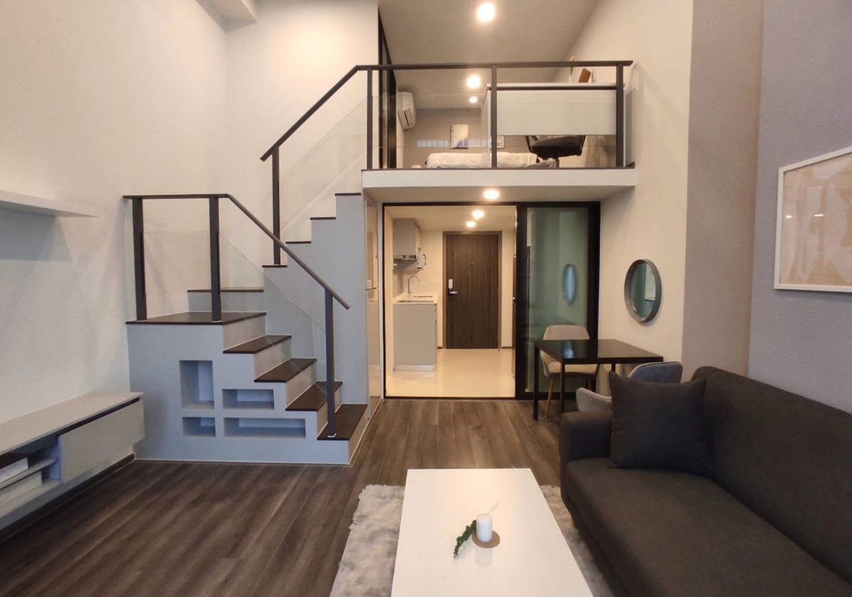 Knightsbridge Space Rama                9