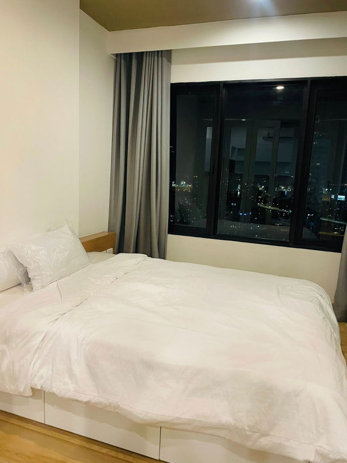 For Rent : Block 77 Condo near BTS Onnut *Nice Room* at Line : @homefinder