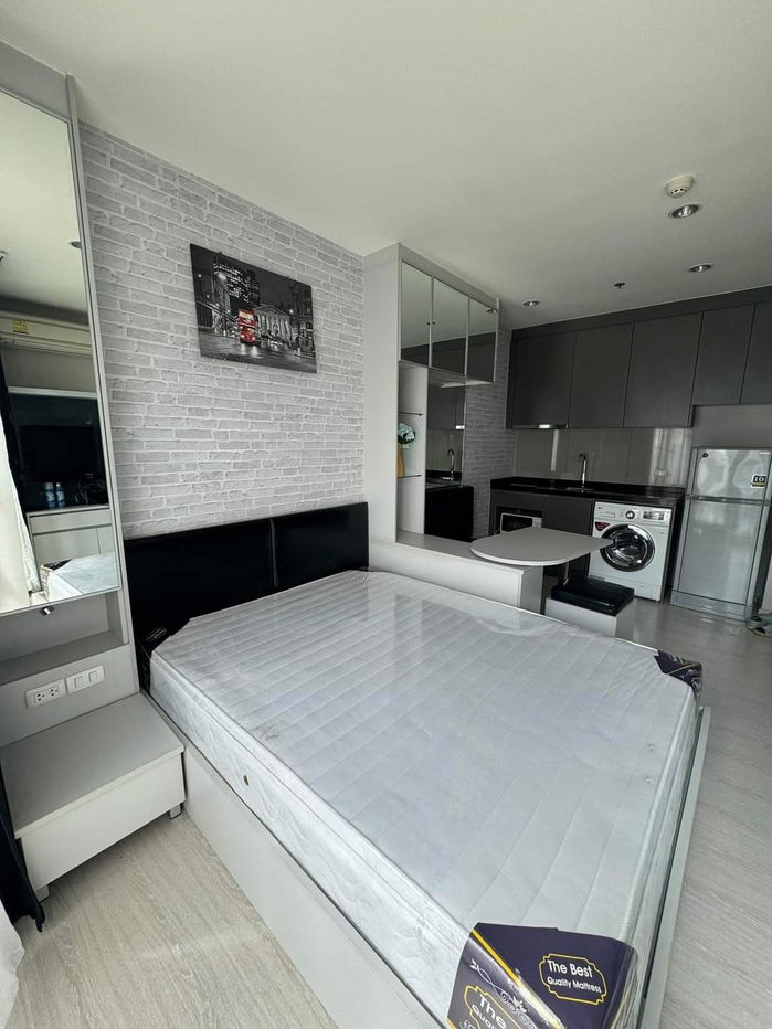 ✨#PT2411_082 ✨𝗙𝗼𝗿 𝗥𝗲𝗻𝘁 1️⃣4️⃣k.🔥🔥#Near MRT Rama 9 ✨#Vacant room 15 Dec 2025 Rhythm Asoke 1 Condo