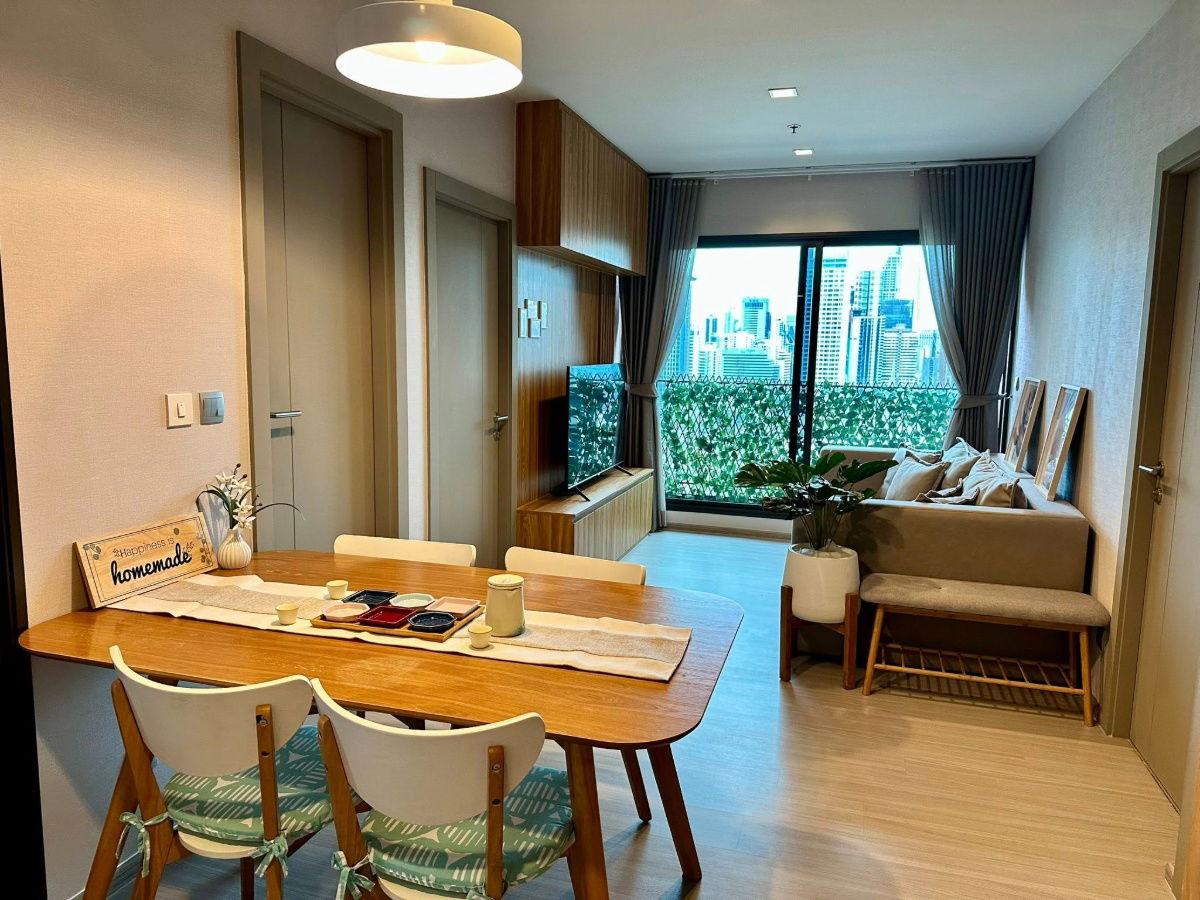 Life Asoke Rama 9 | 2 Bedrooms 2 Bathrooms | Only 33,000 THB/Month | Near MRT Rama 9
