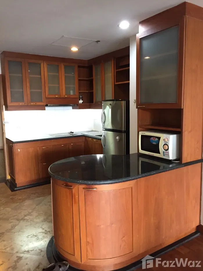 ให้เช่าคอนโด 2 ห้องนอนที่อโศกเพลส 37213