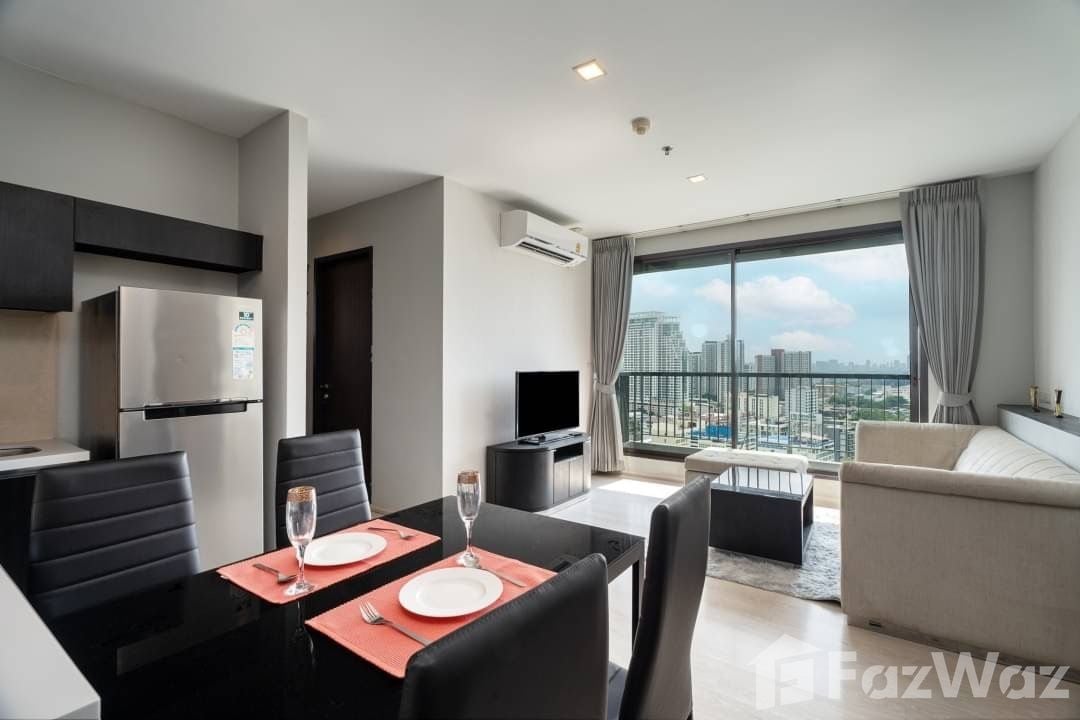 2 Bedroom Condo for rent at Rhythm Sukhumvit 44/1 1379042
