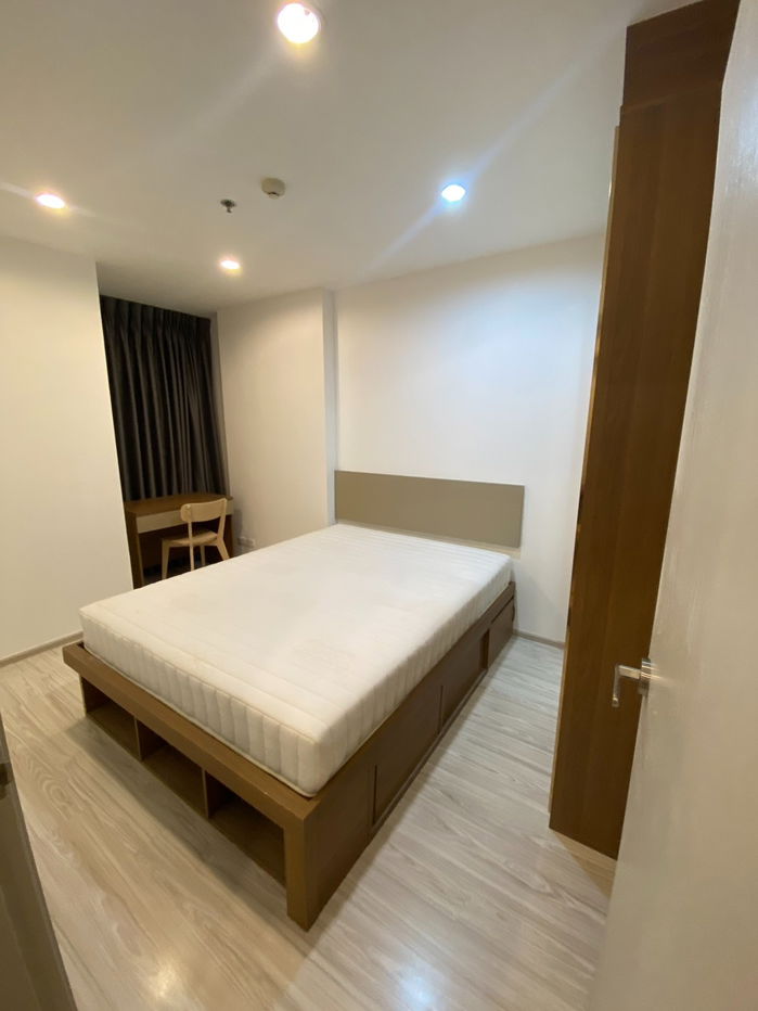 P-42775 出租 Ideo Mobi Bangsue Grand Interchange 公寓设施齐全（访问时再次确认）。