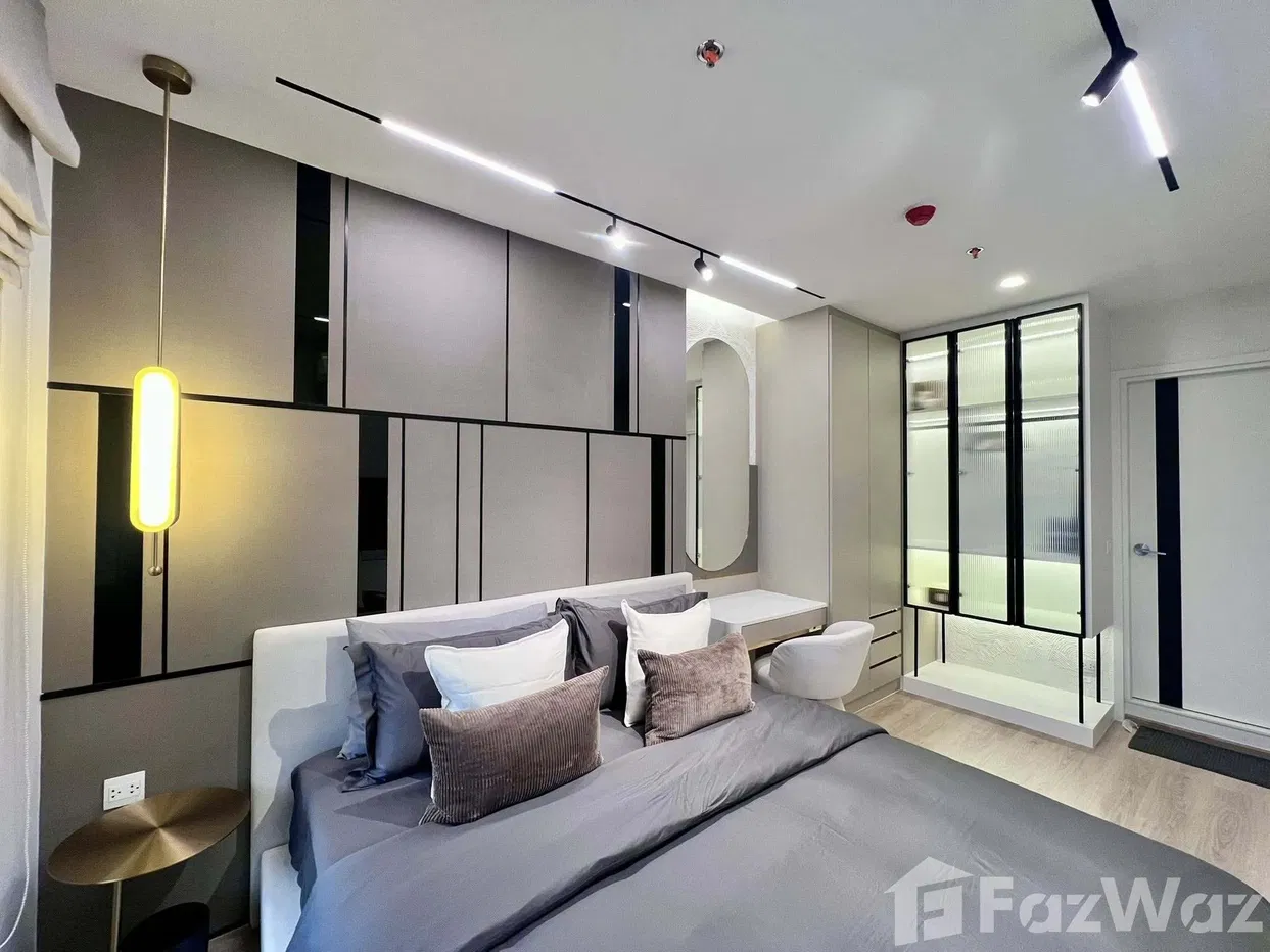 Life Rama 4 Asoke, MRT Queen Sirikit National 5684905