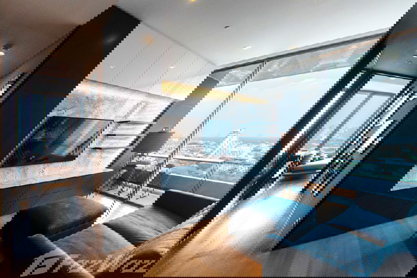 2 Bedroom Condo for rent at Saladaeng One 1638610