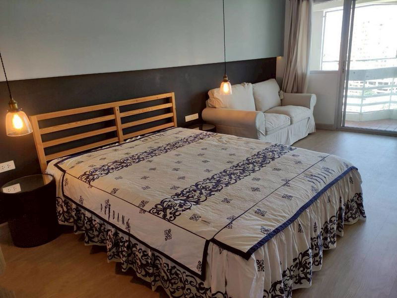 Sriracha Place Condo for rent, city center, great location, very cheap price, best value