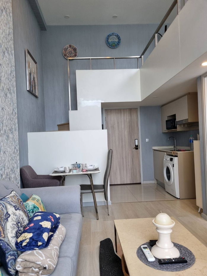 Knightsbridge Prime Sathorn duplex၊ အိပ်ခန်း ၁ ခန်း၊ အလုပ်ခန်း ၁ ခန်း၊ 44 စတုရန်းမီတာ၊ ပရိဘောဂအပြည့်အစုံ၊ ဘတ် 32,000