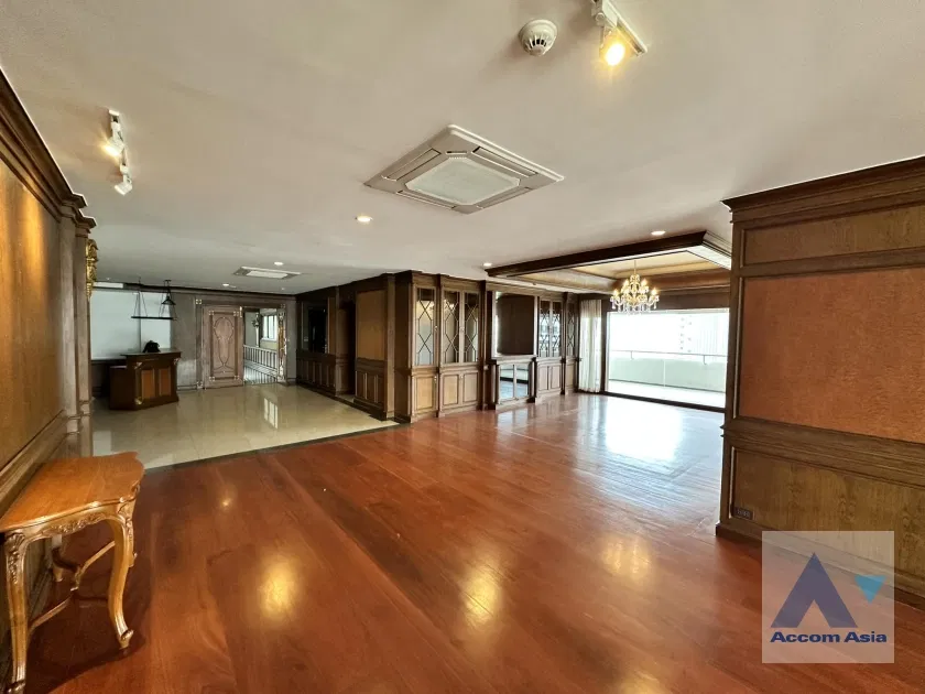 🔼🔽 AccomA 📩  4 BR Condominium @Tower Park (AA39590)