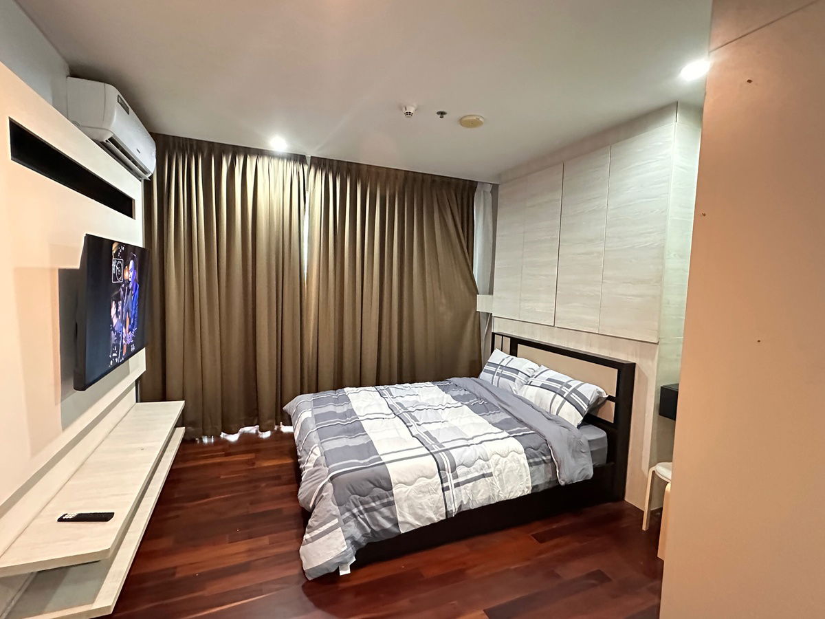 RENT!! Circle Condominium , Building A, beautiful room, fully furnished, ready to move in.