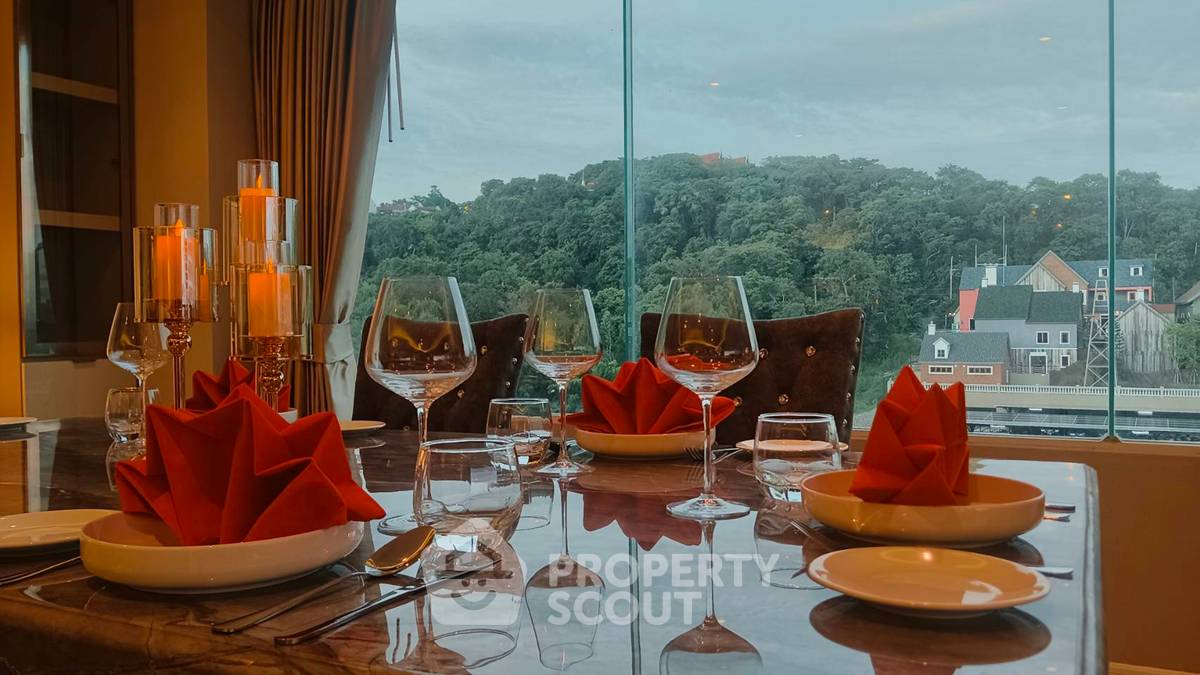 คอนโด 3 ห้องนอน ที่ Executive Residence 4 ใกล้พระตำหนัก (ID 2343116)