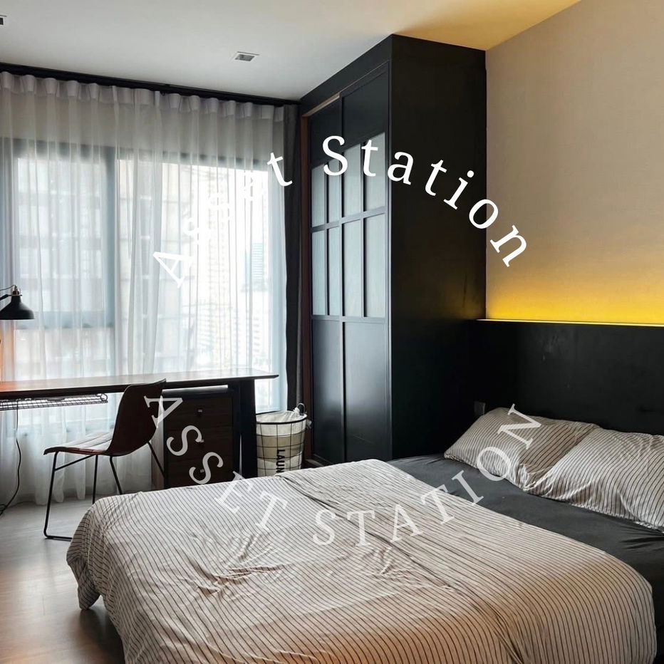 For rent: Life Asoke - Rama 9, cheap room near SWU, Rama 9