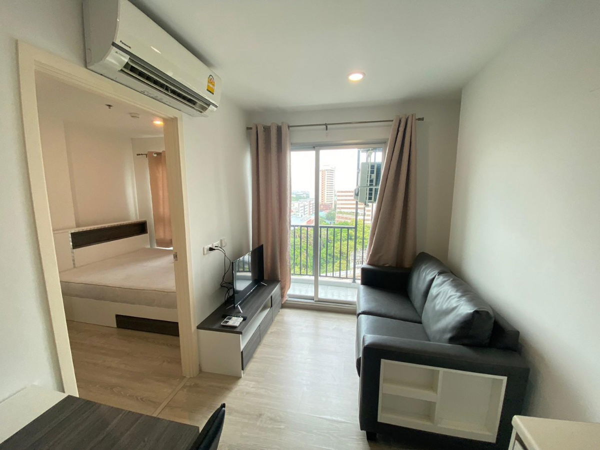 For rent  -  Chewathai Phetkasem 27