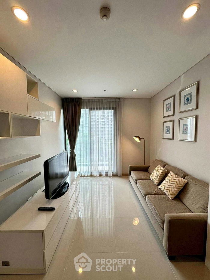 1-BR Condo at Villa Asoke near MRT Phetchaburi (ID 2237591)