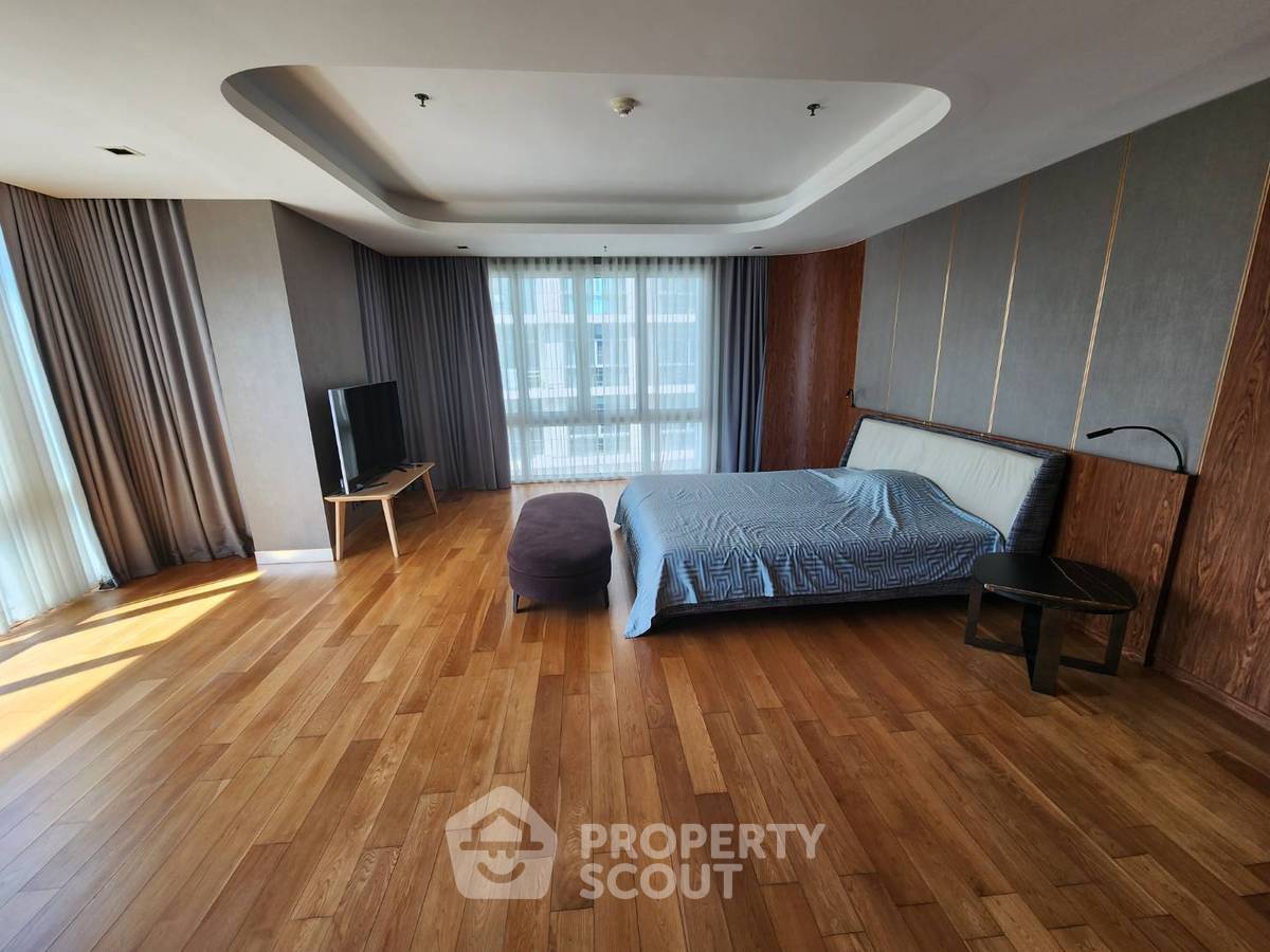 4-BR Condo at Belgravia Residences Condominium near BTS Thong Lor (ID 1380353)