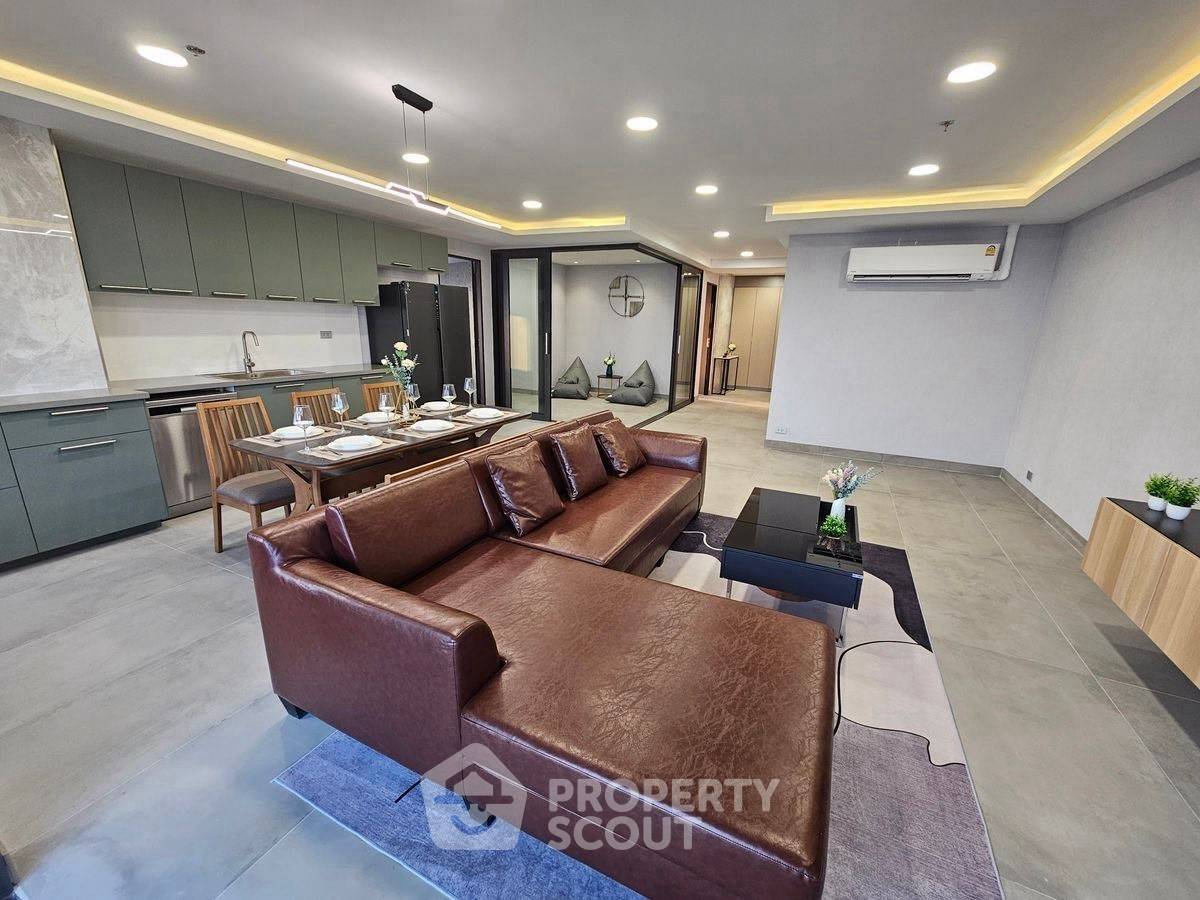 3-BR Condo at The Waterford Diamond Tower Sukhumvit near BTS Phrom Phong (ID 2090313)