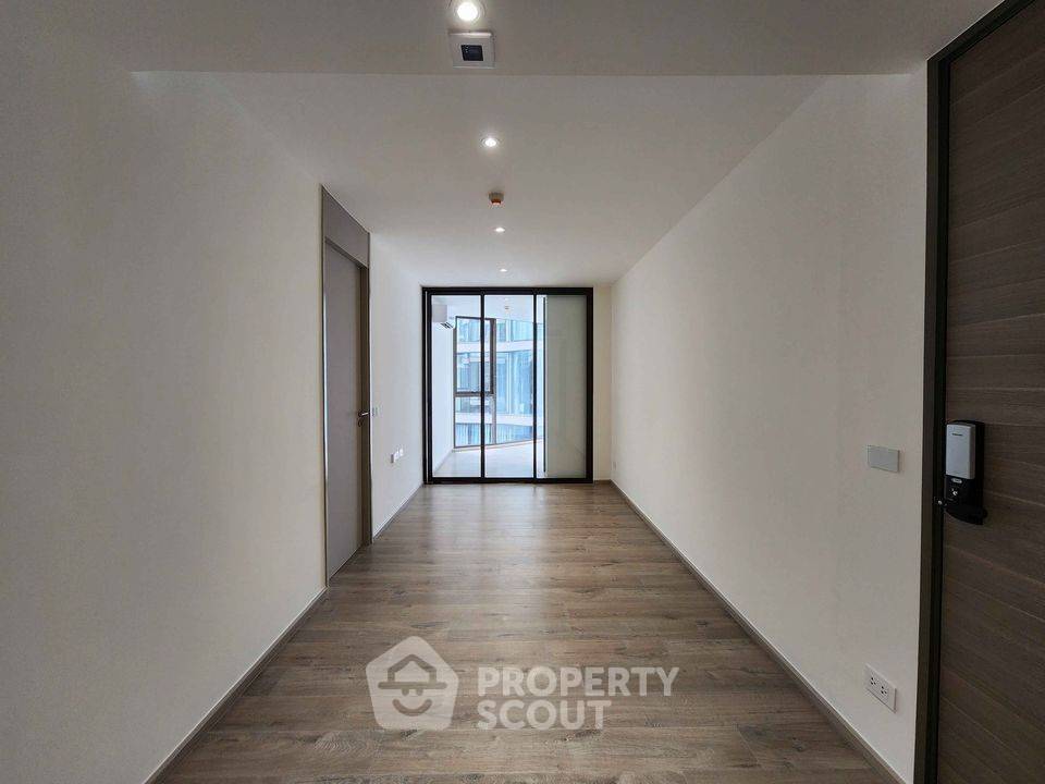 2-BR Condo at Fynn Asoke near BTS Asok (ID 1438804)