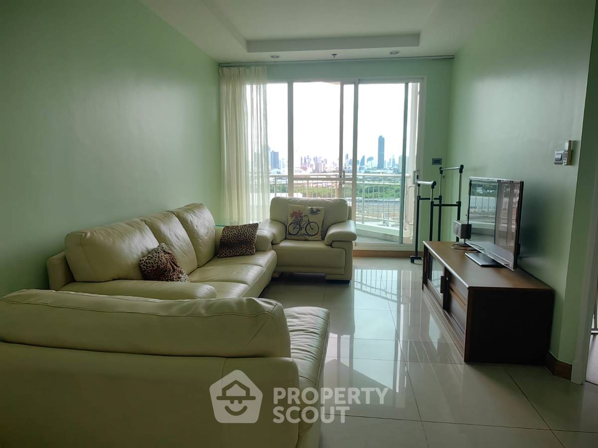 2-BR Condo at Supalai Wellington near MRT Thailand Cultural Centre (ID 2422625)