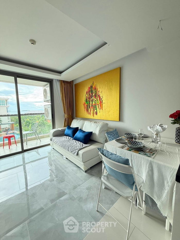 Phratamnak အနီးရှိ The Peak Towers ရှိ 1-BR ကွန်ဒို (ID 2196035)