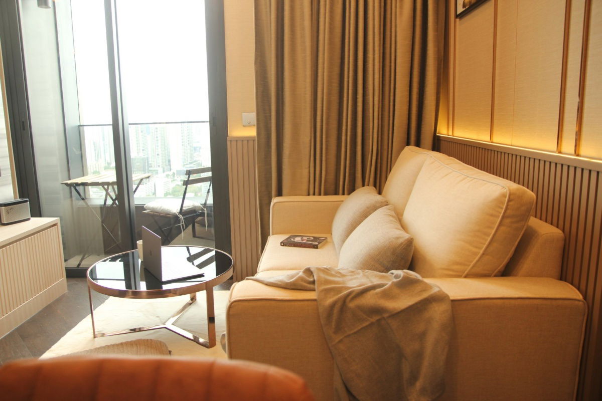 [RENT]   ST0288   THE ESSE Sukhumvit 36    (ID with @in front, LINE ID:  @waraestate)