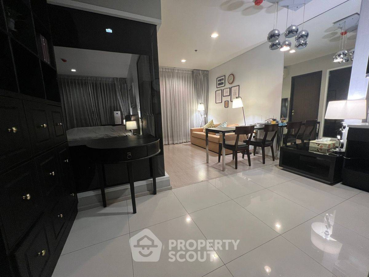 คอนโด 1 ห้องนอน แอท ริทึ่ม สุขุมวิท 44/1 ใกล้ BTS พระโขนง (ID 2324866)