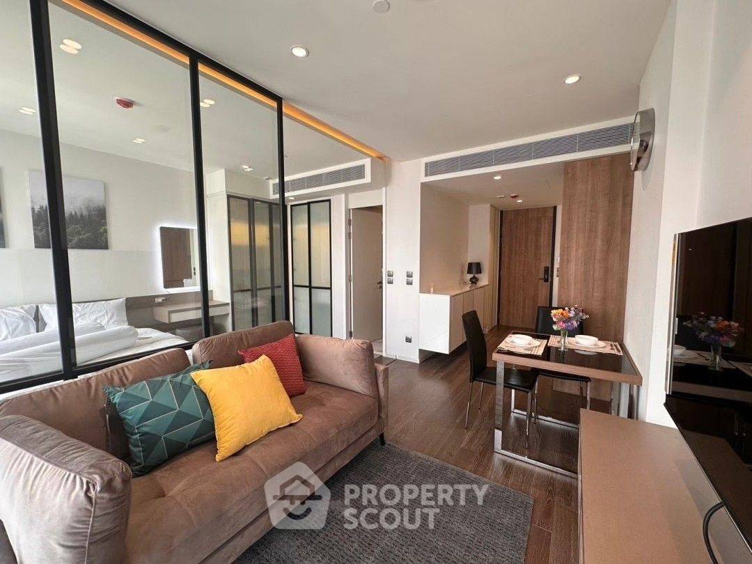 1-BR Condo at Muniq Sukhumvit 23 near MRT Sukhumvit (ID 1866794)