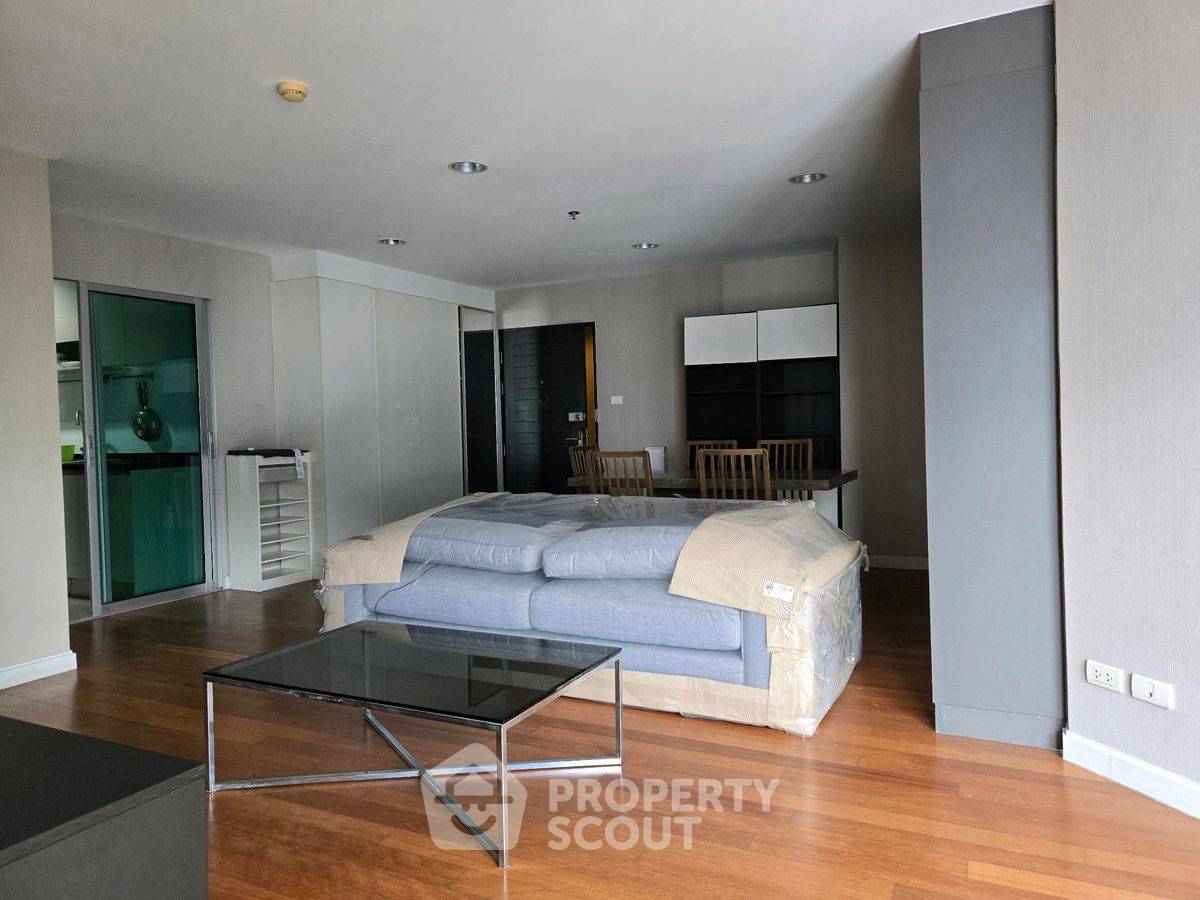 位于 Belle Grand Rama 9 的 3 居公寓，靠近 Phra Ram 9 地铁站 (ID 2229927)