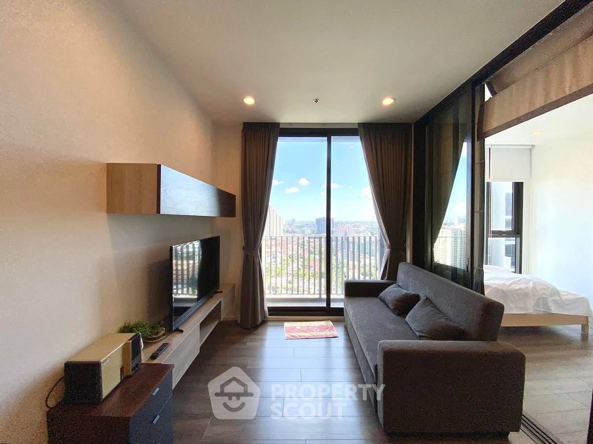2-BR Condo at Whizdom Essence Sukhumvit near BTS Punnawithi (ID 2078121)