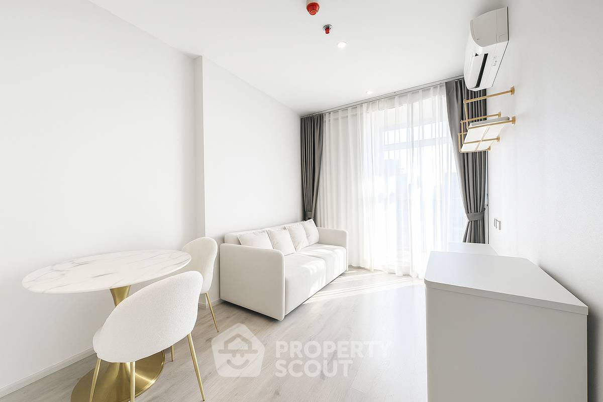 1-BR Condo at Rhyhm Ekkamai Estate near BTS Thong Lor (ID 2217957)