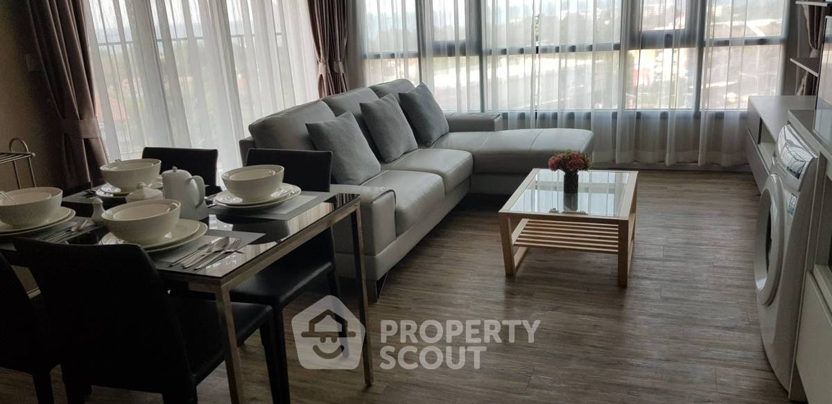 2-BR Condo at Knightsbridge The Ocean Sriracha in Surasak (ID 1819086)