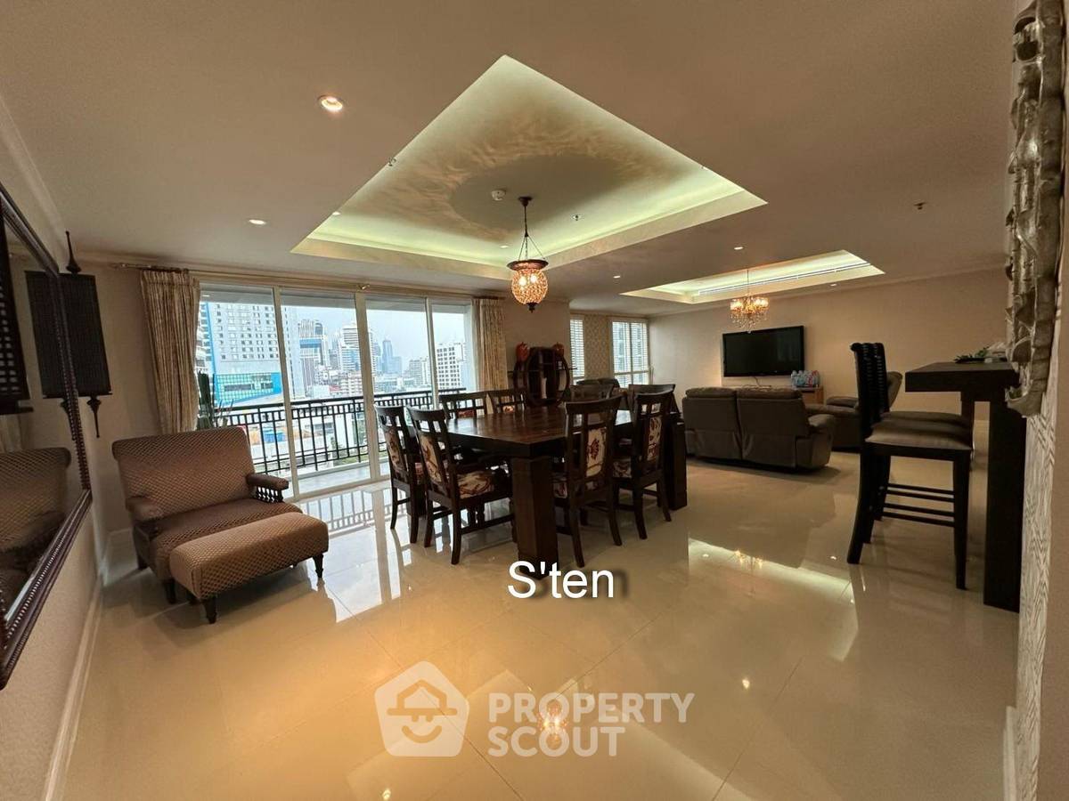 4-BR Condo at The Oleander near BTS Nana (ID 2284609)