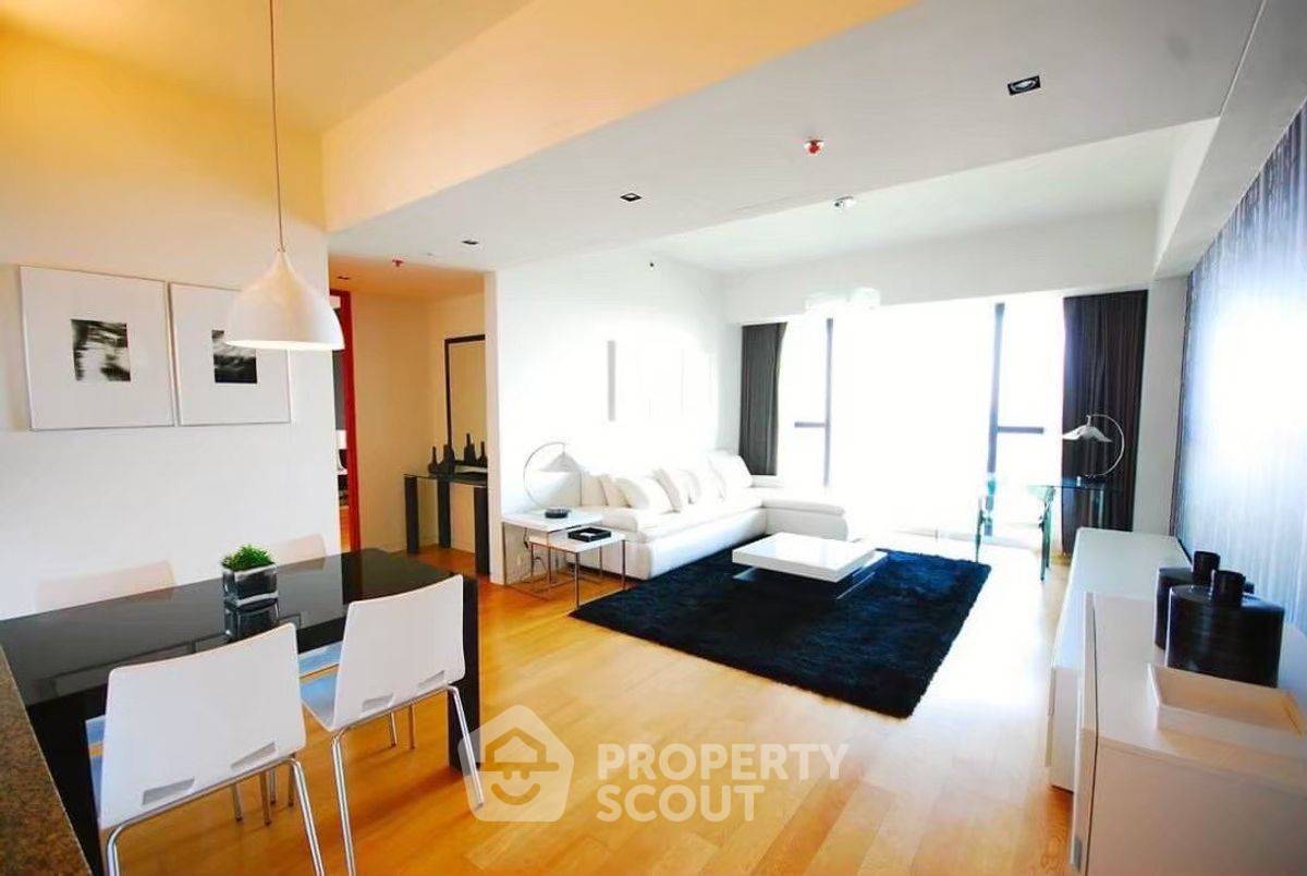 2-BR Condo at The Met Sathorn near BTS Chong Nonsi (ID 2064966)