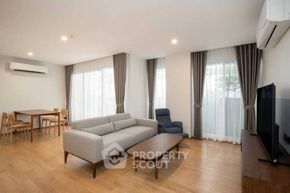 2-BR Condo at Von Napa Sukhumvit 38 Condominium near BTS Thong Lor (ID 2325191)