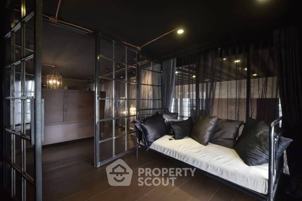 คอนโด 2 ห้องนอน ดิ เอ็มโพริโอ เพลส ใกล้ BTS พร้อมพงษ์ (ID 2073089)