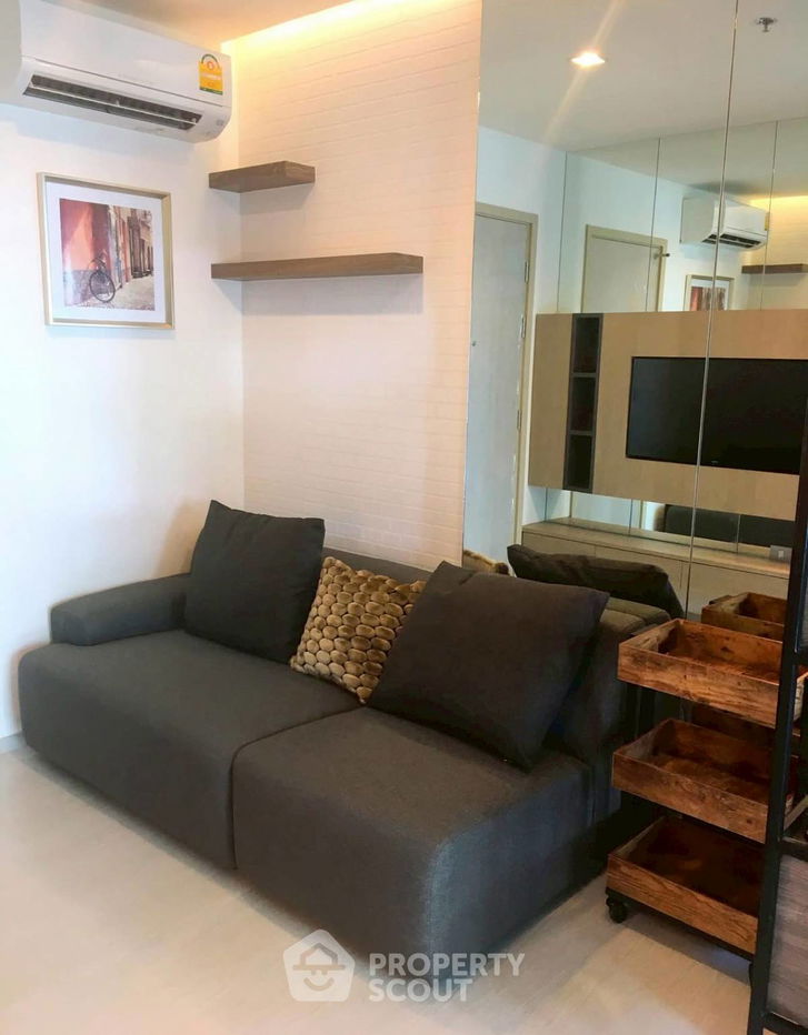 1-BR Condo at Rhythm Sukhumvit 36-38 near BTS Thong Lor (ID 2422491)