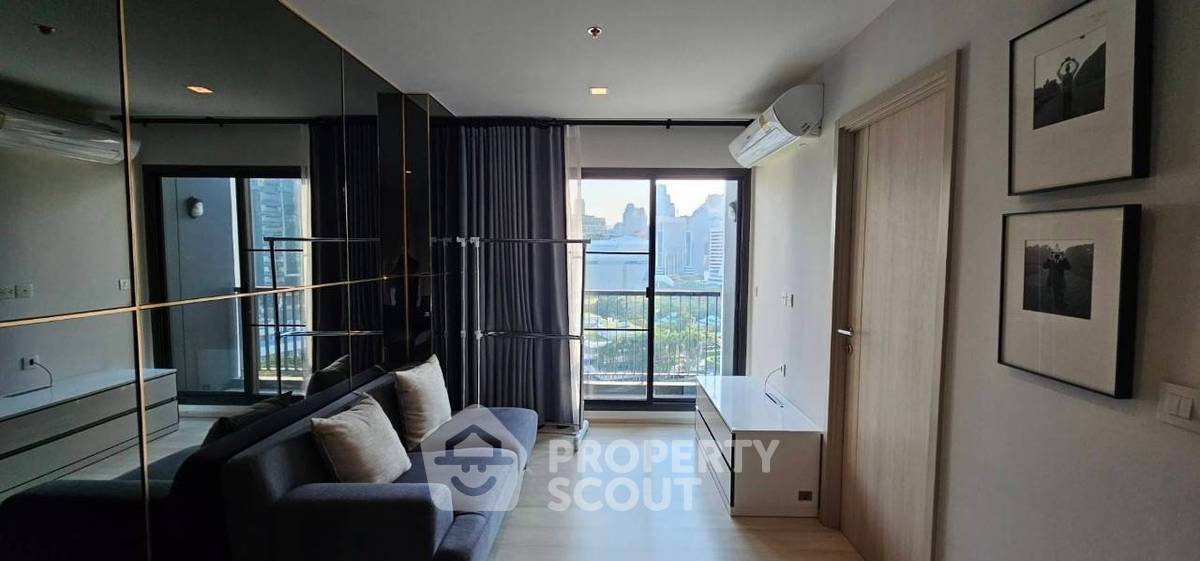 2-BR Condo at Life One Wireless near BTS Phloen Chit (ID 1905454)