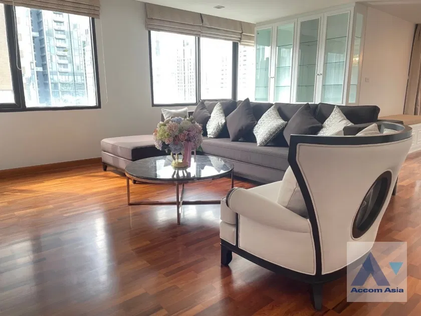 🔼🔽 AccomA 📩  3 BR Condominium @Acadamia Grand Tower (AA22568)