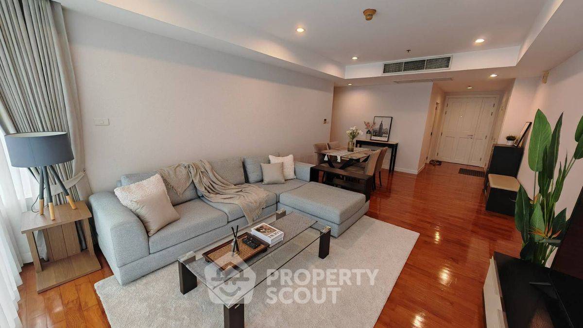 2-BR Condo at Baan Siri 24 near BTS Phrom Phong (ID 2110776)