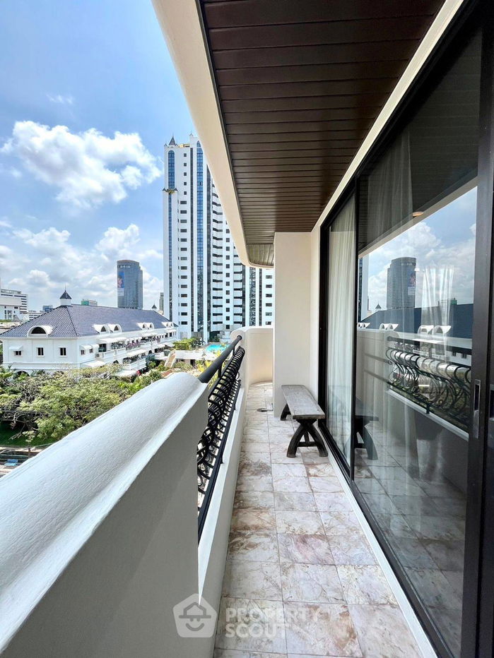 3-BR Condo at Prime Mansion One near MRT Phetchaburi (ID 2130697)