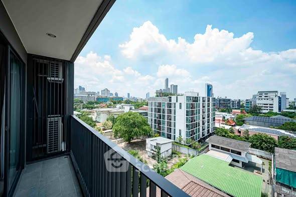 3-BR Condo at PYNN Soonvijai near ARL Ramkhamhaeng (ID 2427788)