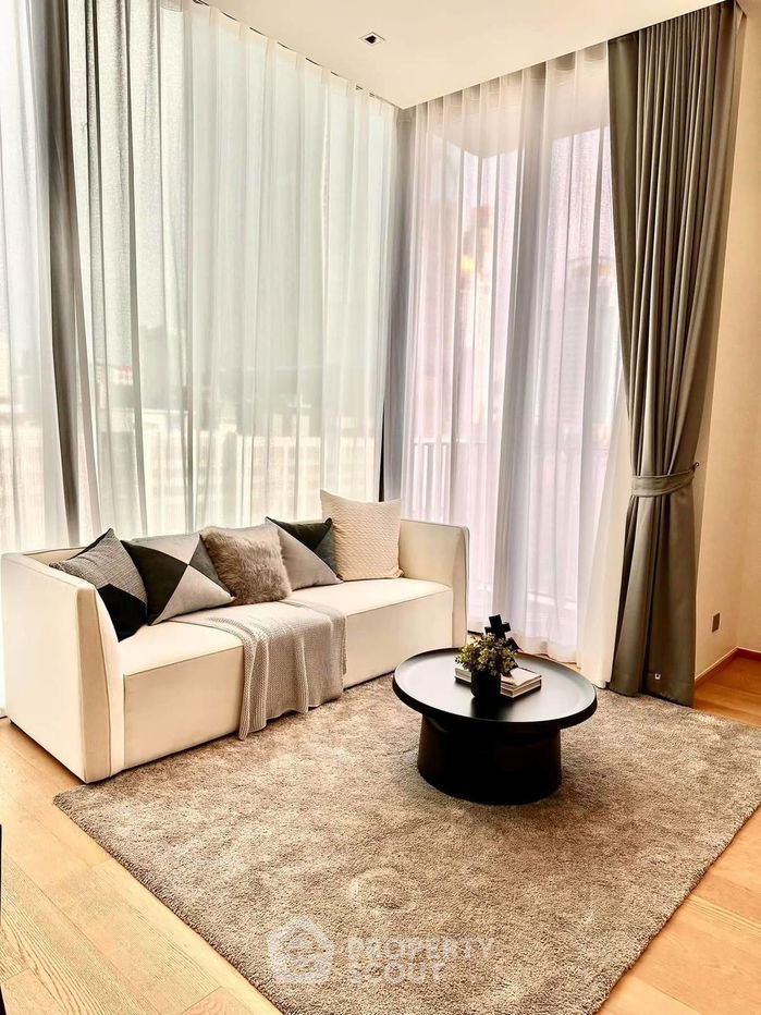 2-BR Condo at 28 Chidlom near BTS Chit Lom (ID 2157714)