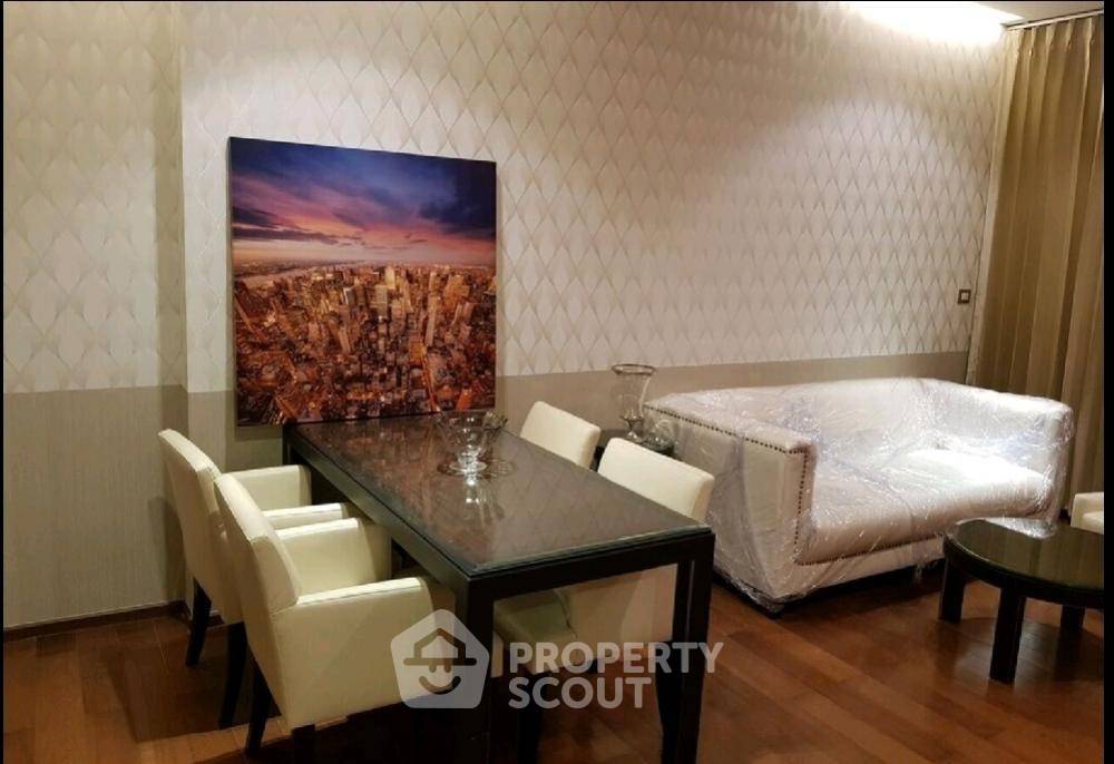 2-BR Condo at The Address Sukhumvit 28 near BTS Phrom Phong (ID 1548615)
