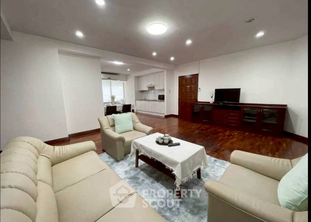 2-BR Condo at Thonglor Garden Condominium near BTS Thong Lor (ID 2417920)