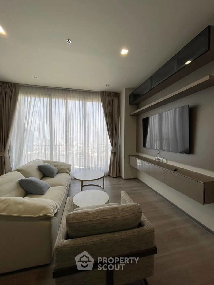 3-BR Condo at Rhythm Charoenkrung Pavilion near BTS Saphan Taksin (ID 2077098)