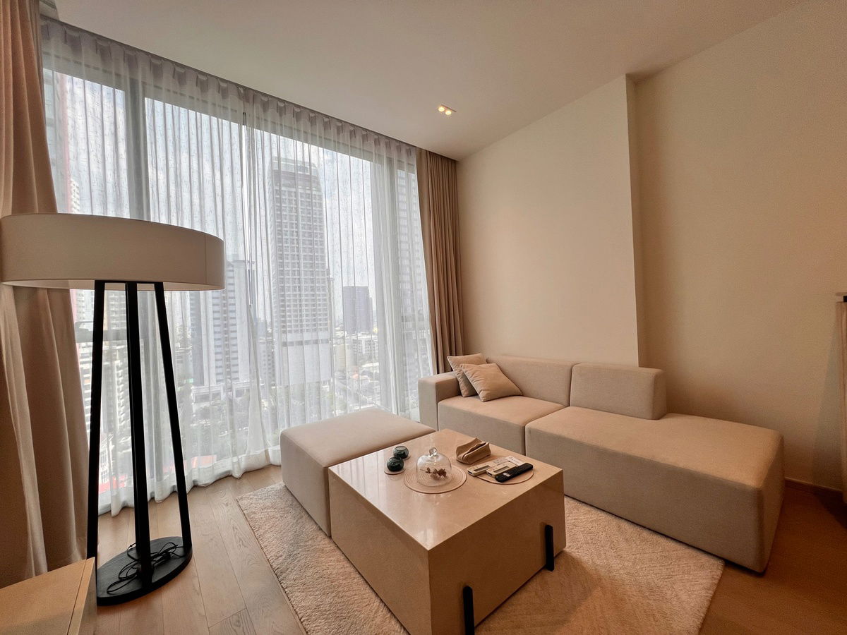 The Strand Thonglor 🟤 Nice Decorate 🟤 🔰Line : @Richrealestate