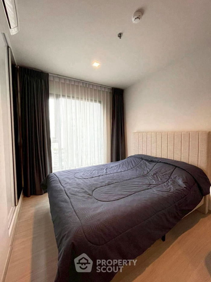 1-BR Condo at Life Asoke - Rama 9 near MRT Phra Ram 9 (ID 2217520)