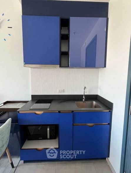 1-BR Condo at XT Ekkamai near BTS Thong Lor (ID 2393907)